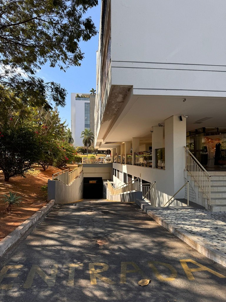 Flat Sudoeste Ed. Leonardo