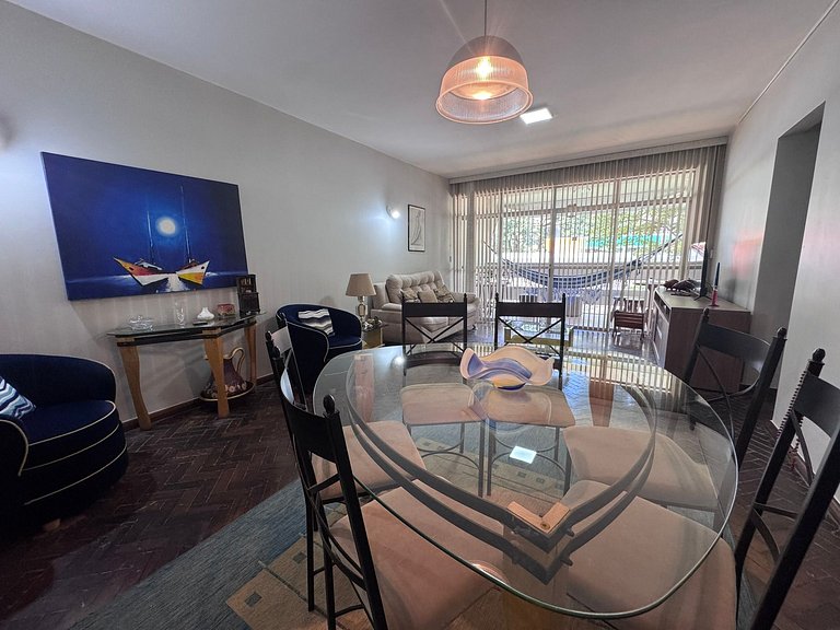 Amplo Apto 2 quartos Asa Sul by CentoeDez