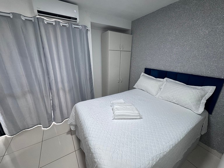 Flat com varanda no Núcleo Bandeirante